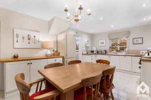 Photo 16- click for photo gallery